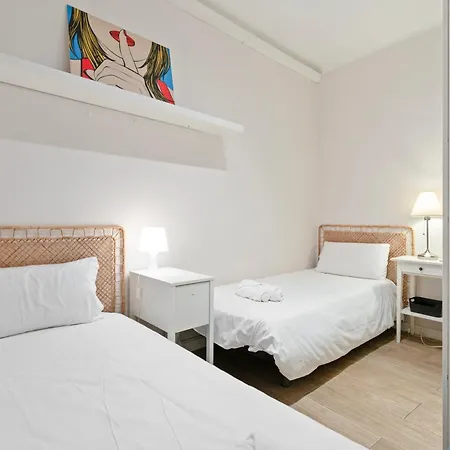 公寓 Bright 3br2ba W Balcony In Eixample 巴塞罗那