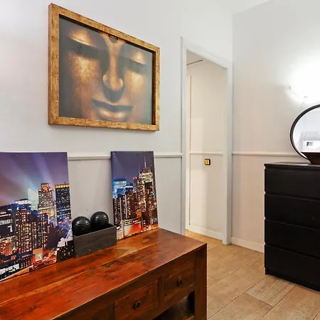 Bright 3br2ba W Balcony In Eixample 公寓